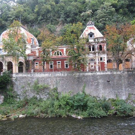 Casa Dina Hotel Байле Херкулане Екстериор снимка