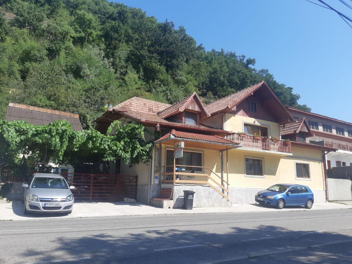 Casa Dina Hotel Байле Херкулане Екстериор снимка