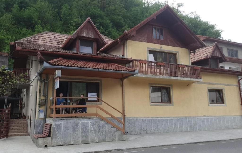 Casa Dina Hotel Байле Херкулане Екстериор снимка